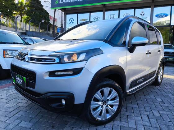 CITROËN AIRCROSS 1.6 FEEL 16V FLEX 4P AUTOMÁTICO